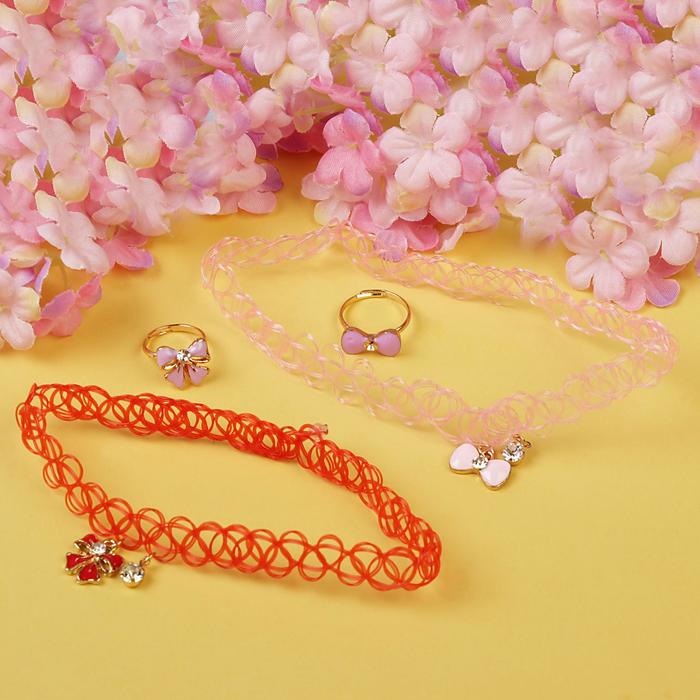 Набор детский "Выбражулька" 4 предмета: 2 чокера, 2 кольца, бантики, цвет МИКС