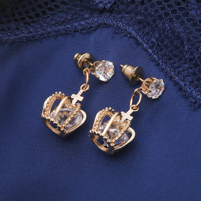 Серьги "Циркон" блеск камня, корона, цвет белый в золоте