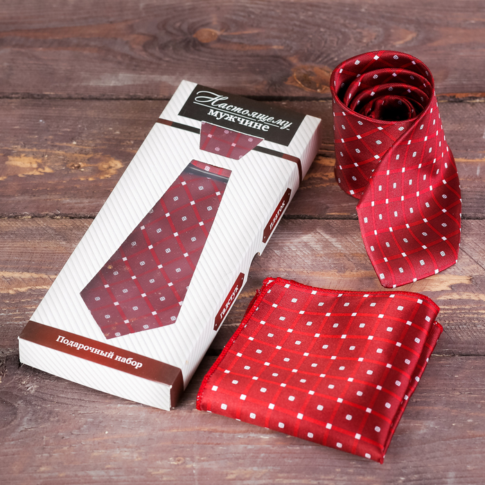 Подарочный набор галстук и платок Настоящему мужчине