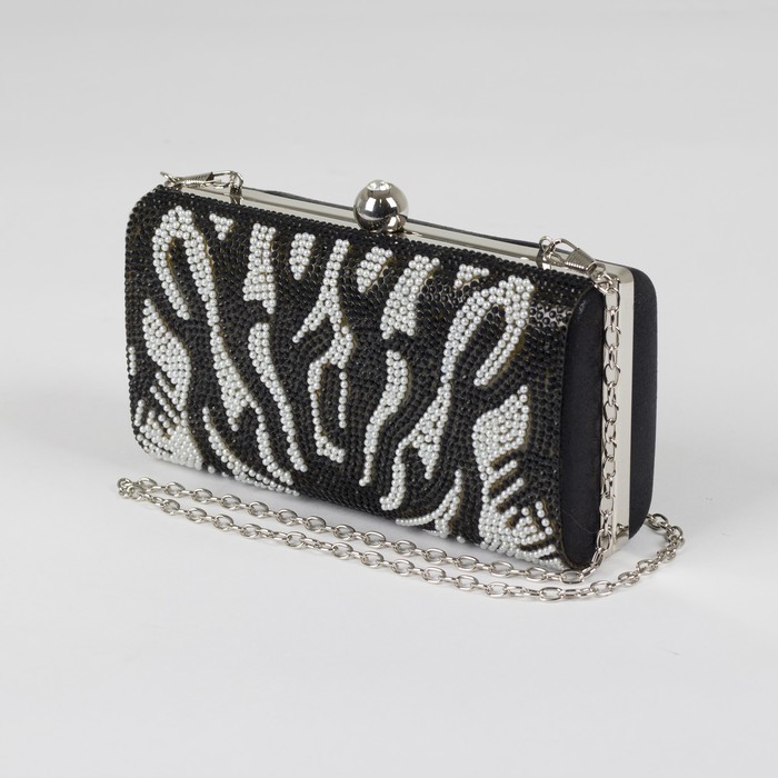 Клатч женский, отдел на фермуаре, длинная цепь, цвет чёрный