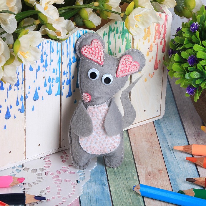 Набор для создания игрушки из фетра "Мышонок"