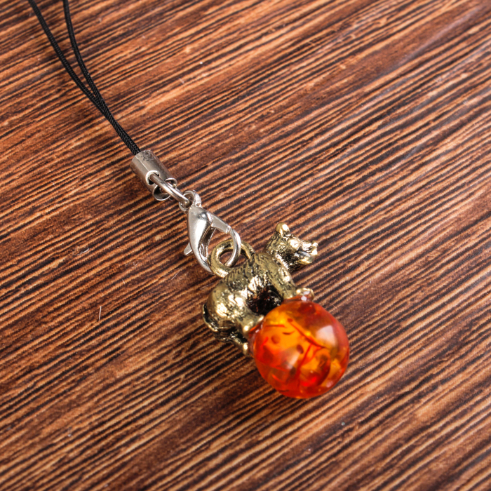 Открытка с подвеской «Новосибирск. Мишка на шаре»