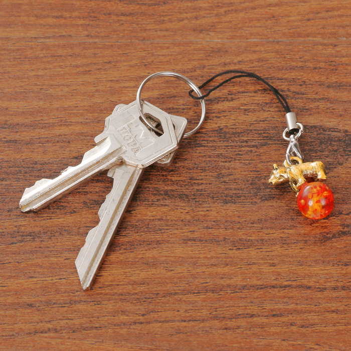 Открытка с подвеской «Новосибирск. Мишка на шаре»