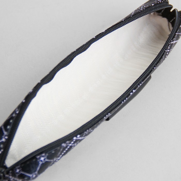 Косметичка футляр «Орнамент», отдел на молнии, цвет чёрный