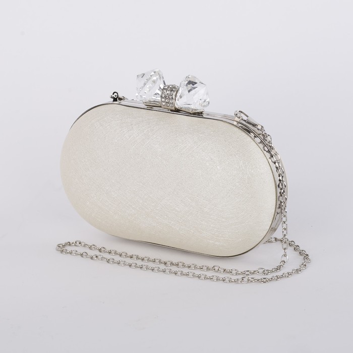 Клатч женский, отдел на фермуаре, длинная цепь, цвет белый