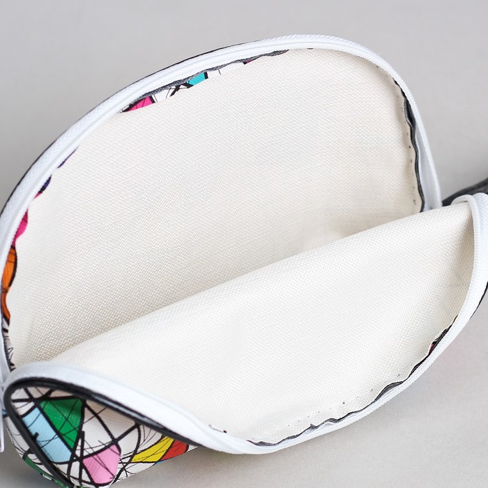 Косметичка простая «Абстракция», отдел на молнии, с ручкой, цвет белый