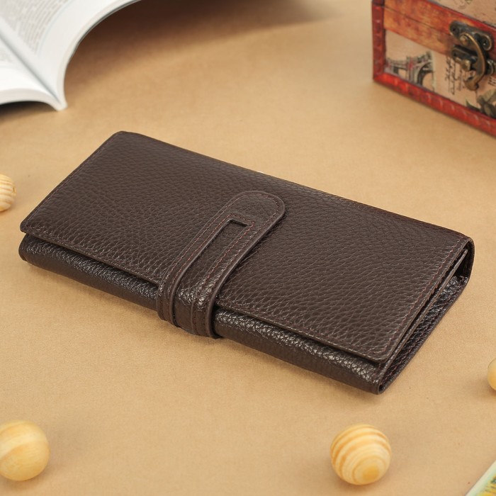 Кошелёк женский на клапане, 4 отдела, для карт, 2 отдела на рамке, цвет коричневый