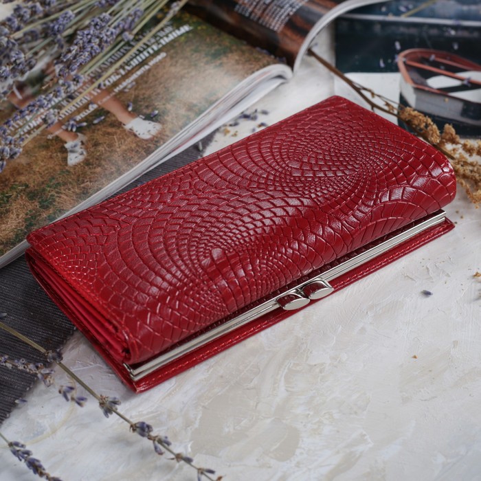 Кошелёк женский на клапане, 4 отдела, для карт, 2 отдела на рамке, цвет тёмно-красный