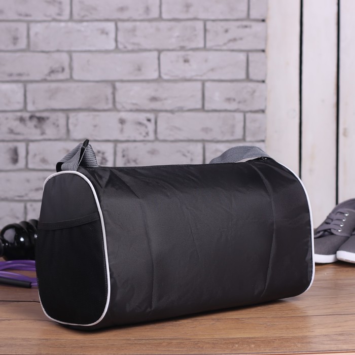 Сумка спорт Дориан, 38*18*22, 1 отд на молнии, бок/карман сетка, регул ремень, черный