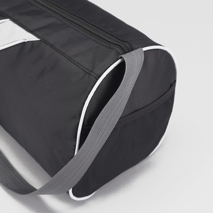 Сумка спорт Дориан, 38*18*22, 1 отд на молнии, бок/карман сетка, регул ремень, черный