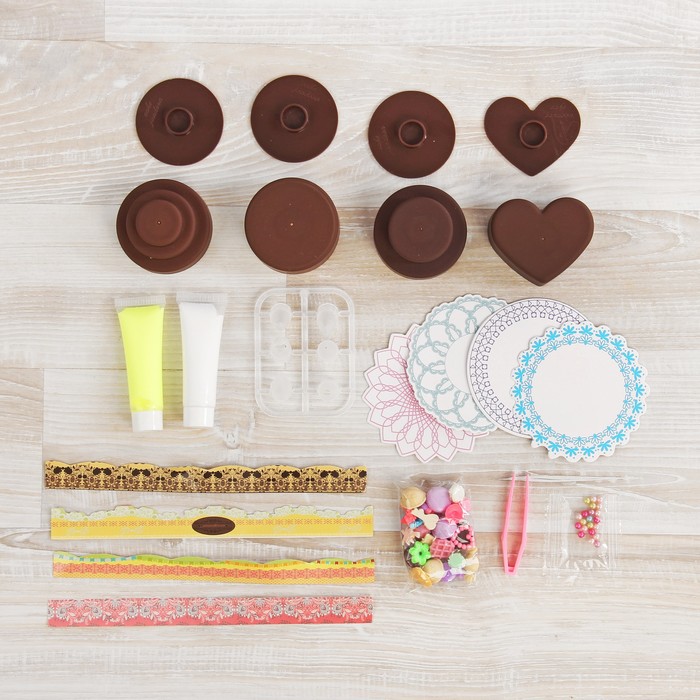 Набор юного кулинара "Создай пирожное "Шоколад", 6 насадок для массы, декор, 2 шт. по 15 мл