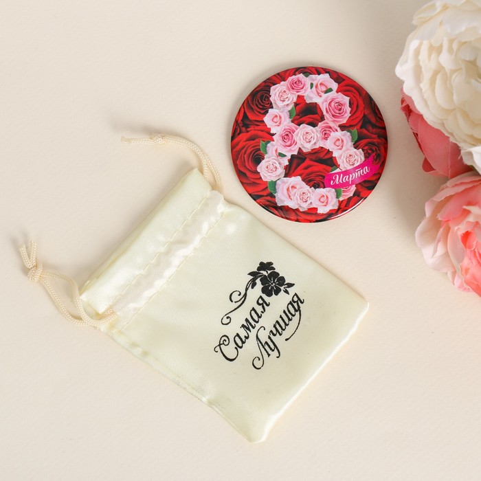 Зеркало с мешочком на открытке "8 Марта"