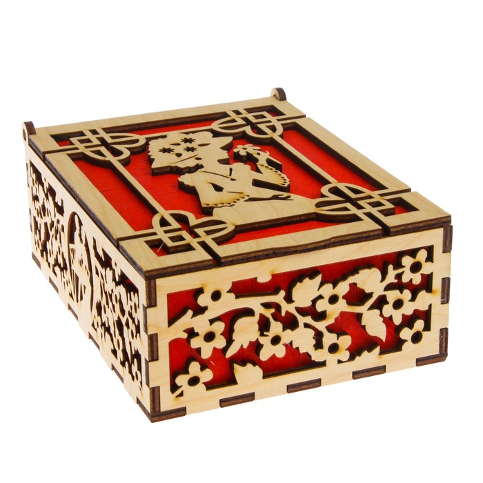 Шкатулка дерево "Девушка" 17х10х6 см