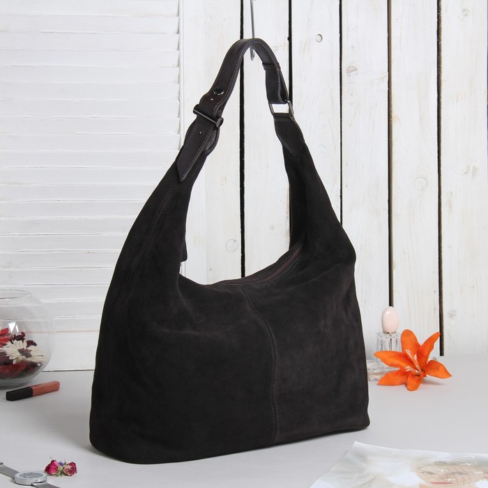 Сумка женская на молнии, 1 отдел с перегородкой, наружный карман, регулируемый ремень, цвет коричневый