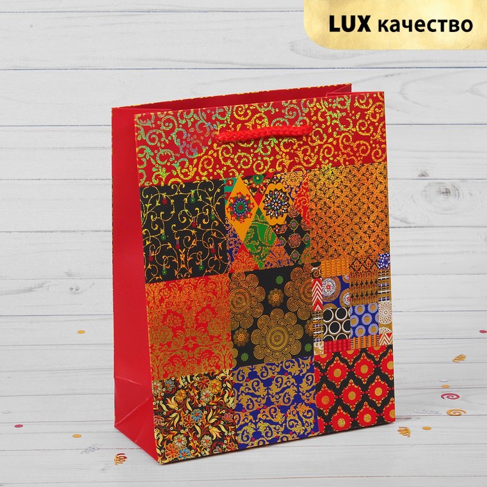 Пакет подарочный "Узоры", люкс, 31 х 12 х 42 см