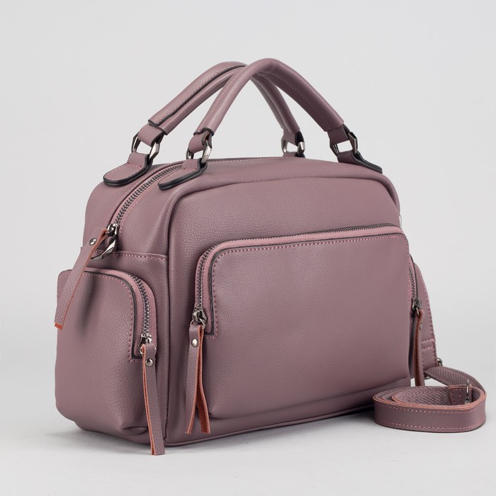 Сумка женская, отдел на молнии, 3 наружных кармана, длинный ремень, цвет пудровый
