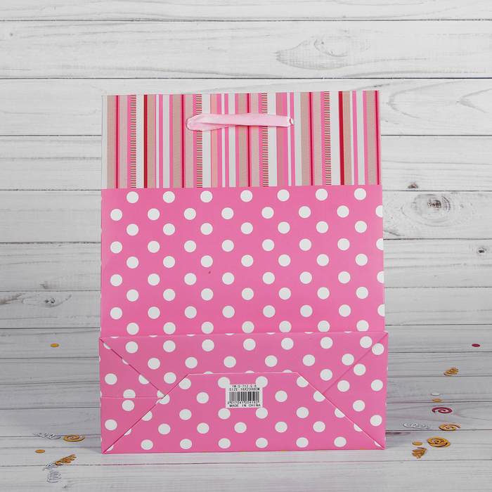 Пакет подарочный "Золотой горошек", цвет розовый, люкс, 31 х 12 х 42 см