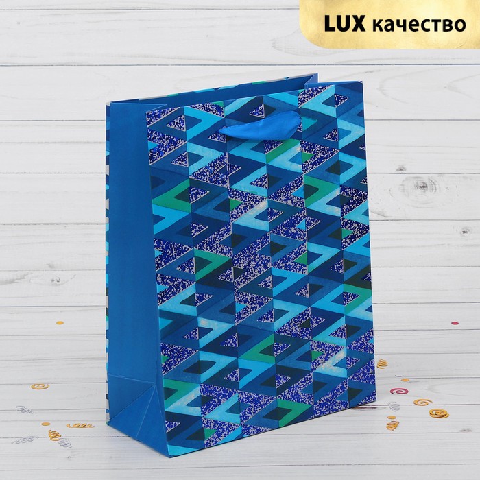 Пакет подарочный "Геометрия", цвет синий, люкс, 31 х 12 х 42 см
