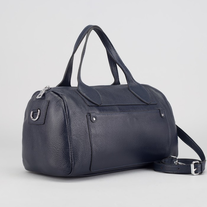 Сумка женская, отдел с перегородкой на молнии, 2 наружных кармана, длинный ремень, цвет синий