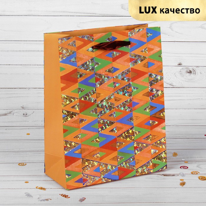 Пакет подарочный "Геометрия", цвет коричневый, люкс, 31 х 12 х 42 см