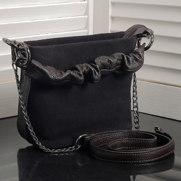 Сумка женская, замша, отдел на молнии, наружный карман, длинный ремень, цвет коричневый