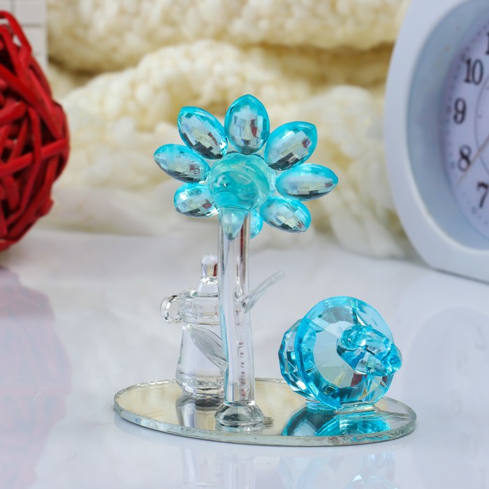 Сувенир стекло "Ромашка, пустышка и бутылочка на зеркале" МИКС 8х7,2х5,5 см