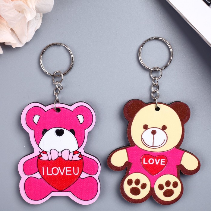 Брелок пластик "Мишка с сердцем" МИКС 6,8х5,5 см