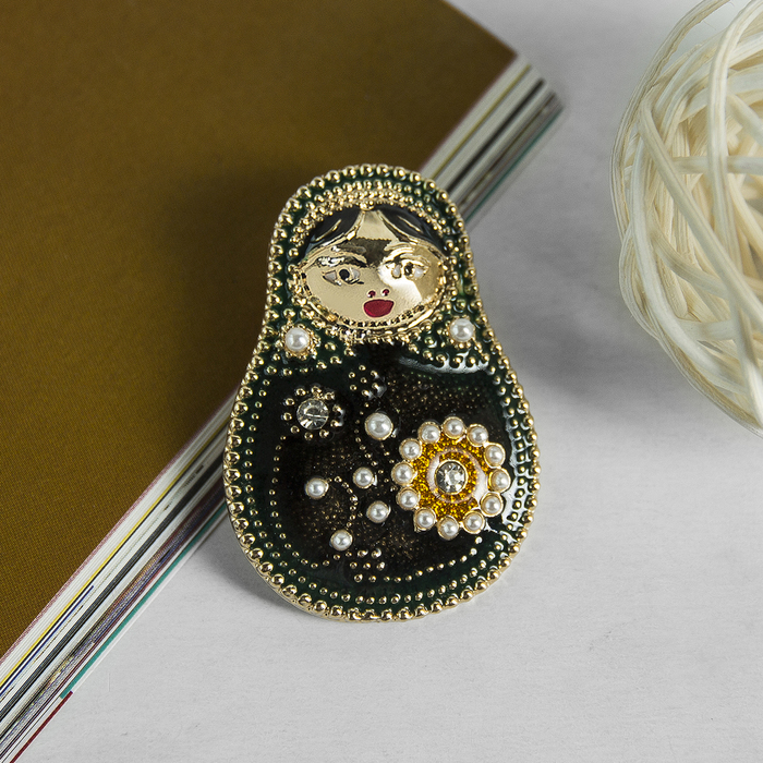 Брошь "Матрешка", цветная в золоте