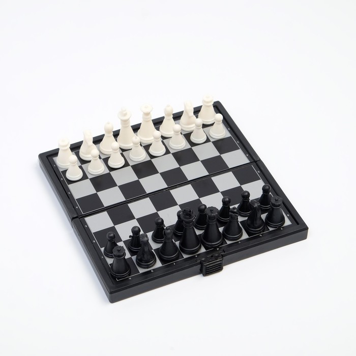 фото Игра настольная "шахматы", магнитная доска, 13 х 13 см, чёрно-белые