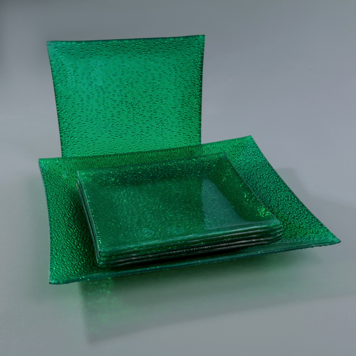 Сервиз столовый, 7 предметов: 1 тарелка 29,5х29,5 см, 6 тарелок 19,5х19,5 см, цвет зелёный, подарочная упаковка