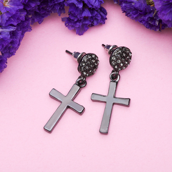 Серьги со стразами "Крестик" с кругом, цвет серый