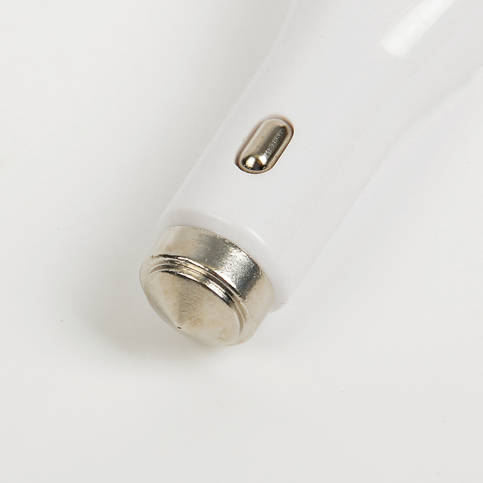 FM - трансмиттер, 12 В, 2 USB/Mp3/WMA/MicroSD, белый