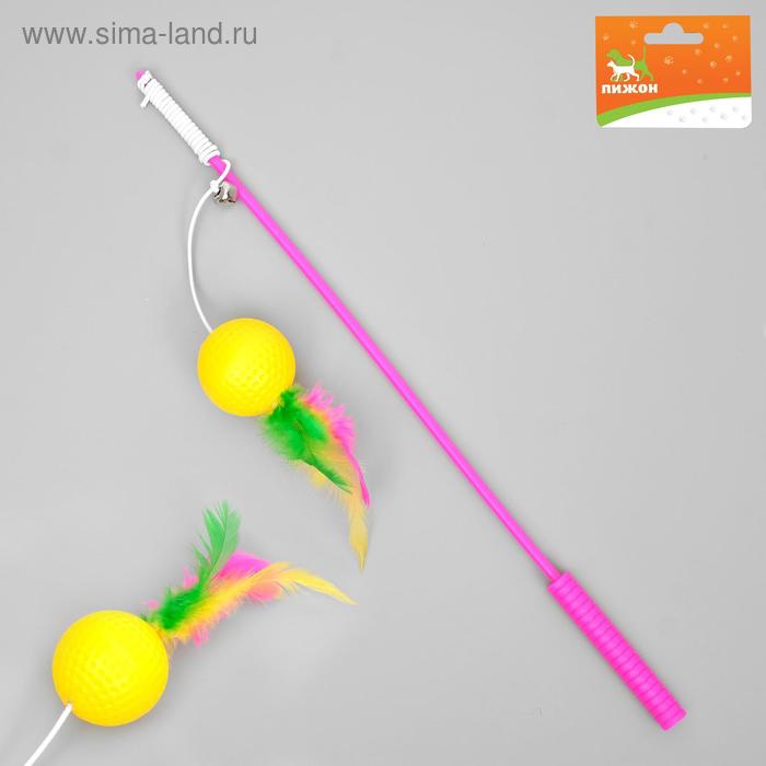 фото Дразнилка-удочка с легким шариком и перьями, длина ручки 36,5 см, микс цветов пижон