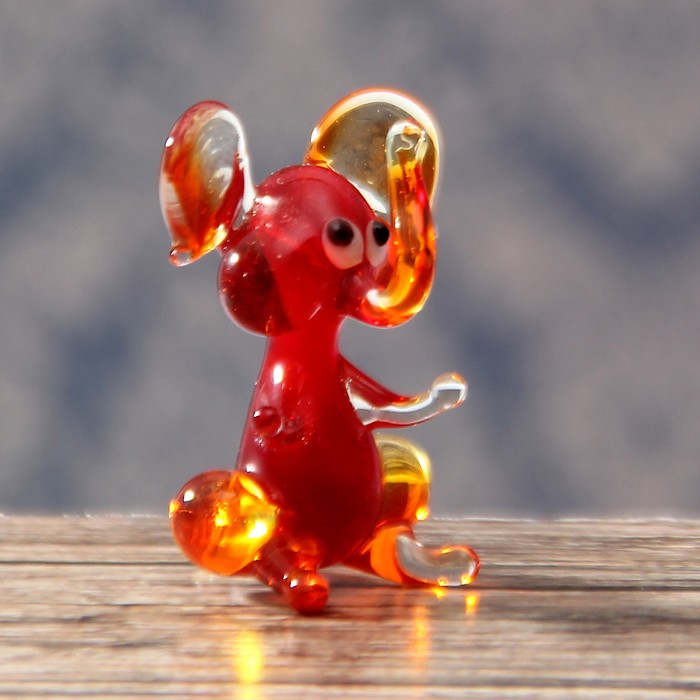 Сувенир стекло миди "Слон сидит" 4х2х2,5 см МИКС