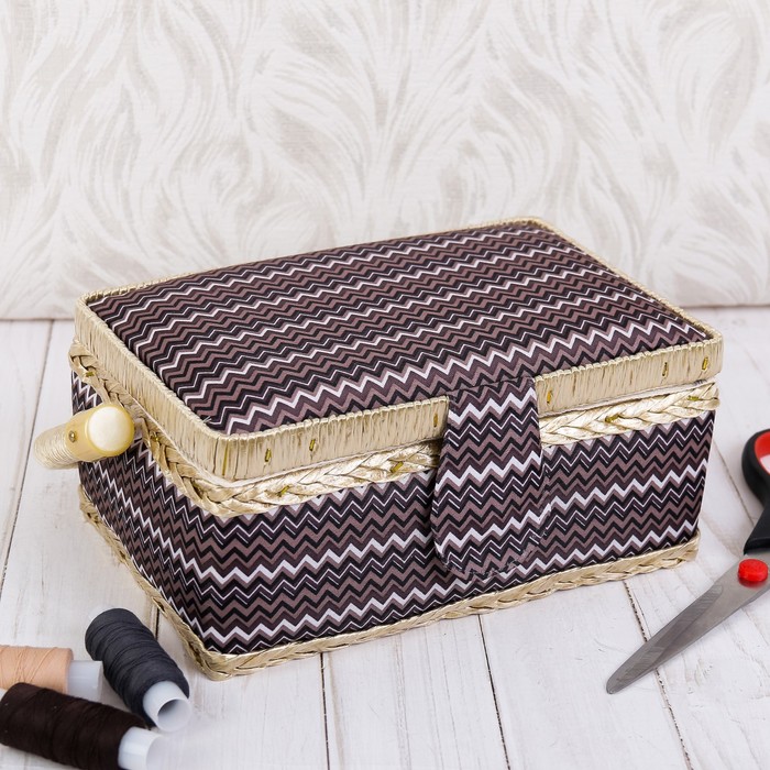 Шкатулка для рукоделия "Зигзаг шоколад" 9,5х19,5х13 см