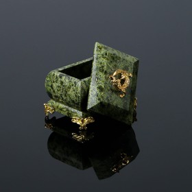 

Шкатулка "С ящеркой", 5х7 см, серпент