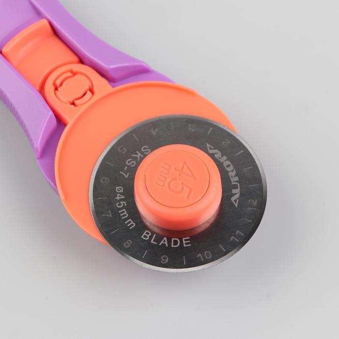 Нож раскройный, d=45мм