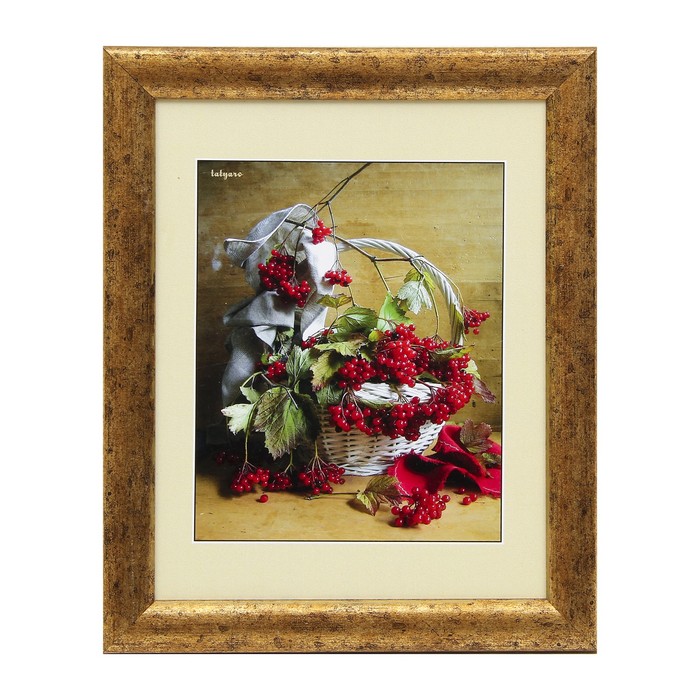 Картина "Лукошко со смородиной" 23*28 см рамка микс