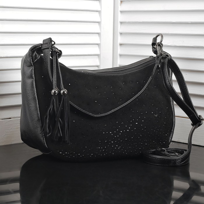 Сумка женская на молнии, 2 отдела, наружный карман, цвет чёрный