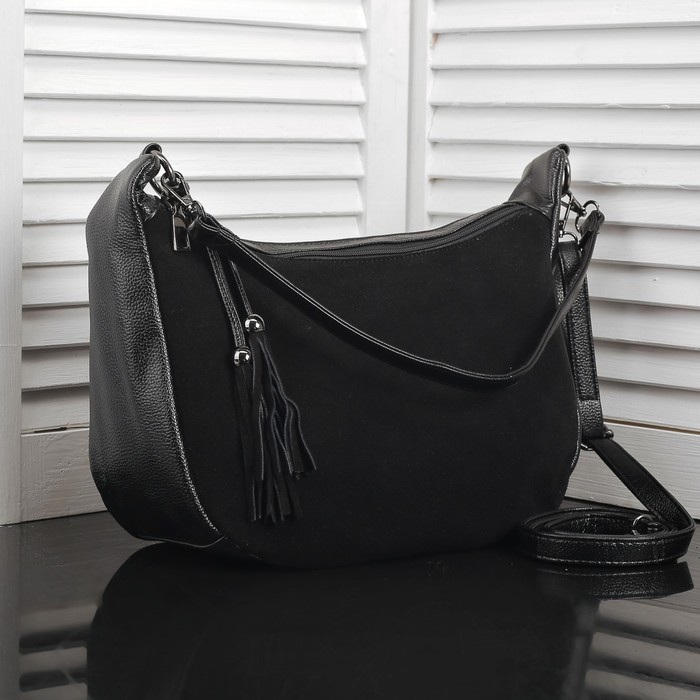 Сумка женская на молнии, 2 отдела, наружный карман, длинный ремень, цвет чёрный