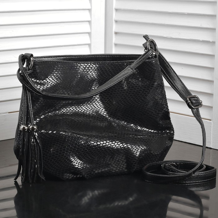 Сумка женская на молнии, 1 отдел, наружный карман, длинный ремень, цвет чёрный