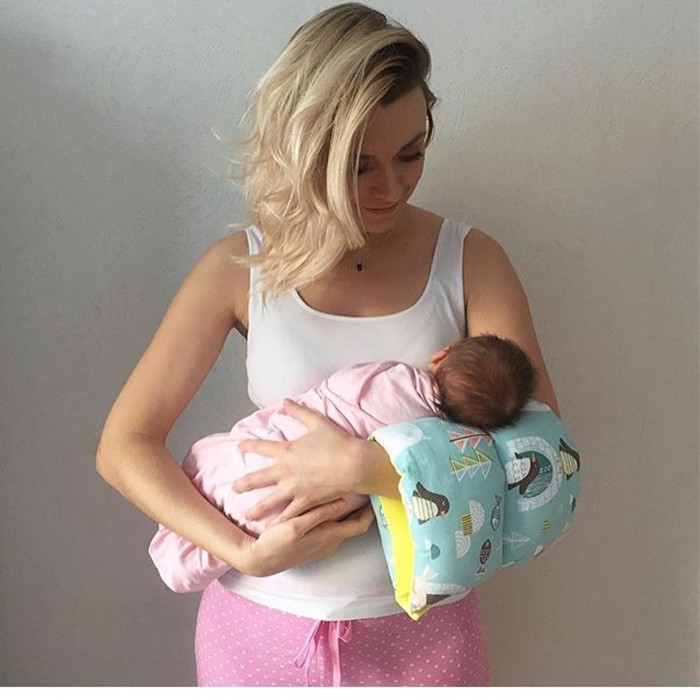 Подушка многофункциональная для кормления и укачивания "Медвежонок", голубой плюш