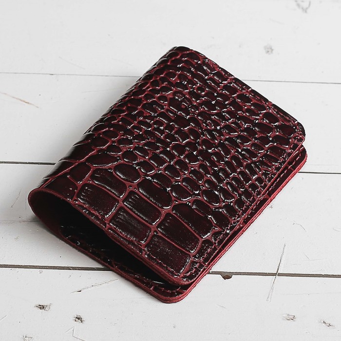 Кошелёк женский, 2 отдела, для карт, крокодил, цвет бордовый