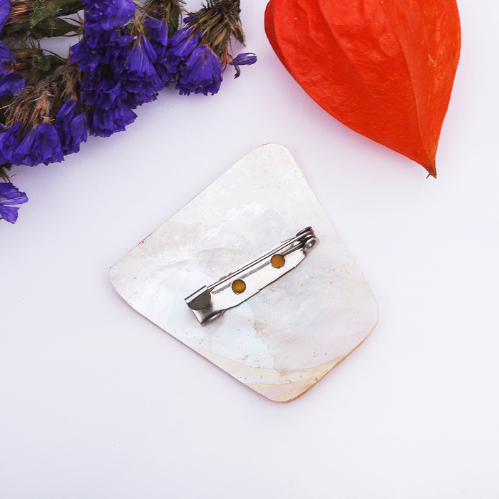 Брошь ручная работа "Перламутр" рябина