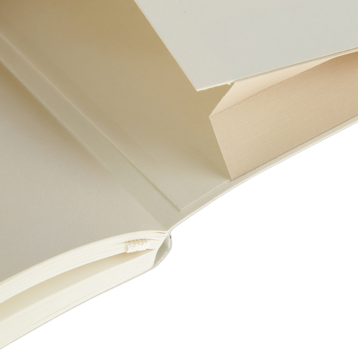 Блокнот 130х210 мм, 96 листов Moleskine Classic Soft, мягкая обложка, тонированный блок в линейку, бежевый