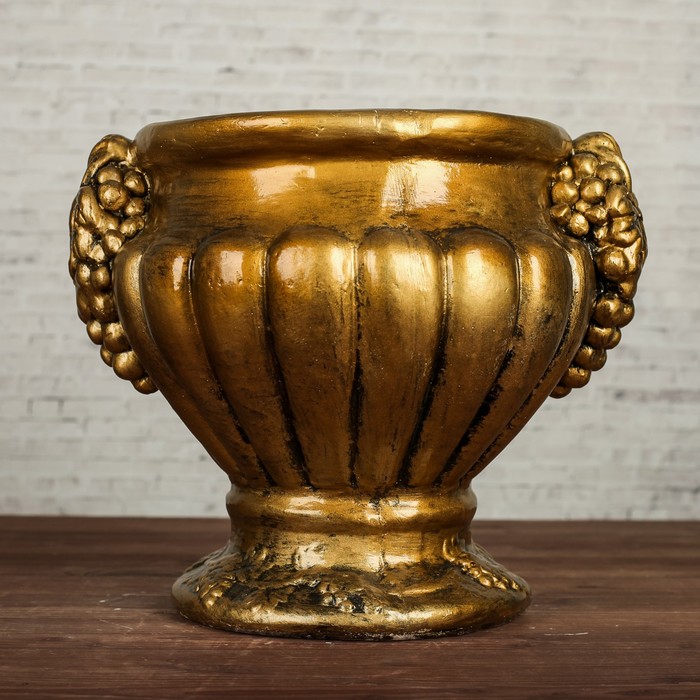 Фигурное кашпо "Чаша виноградная лоза", бронза 35см