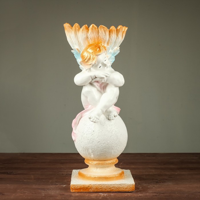 Фигурное кашпо "Ангел на шаре" бело-золотое, 46см