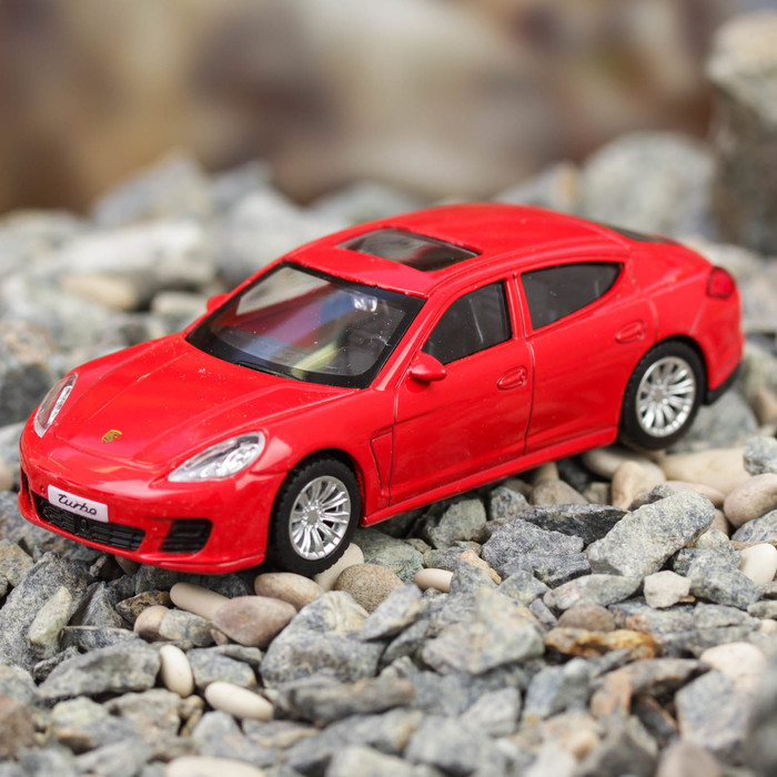 Машина металлическая Porsche Panamera Turbo, без механизмов, масштаб 1:43