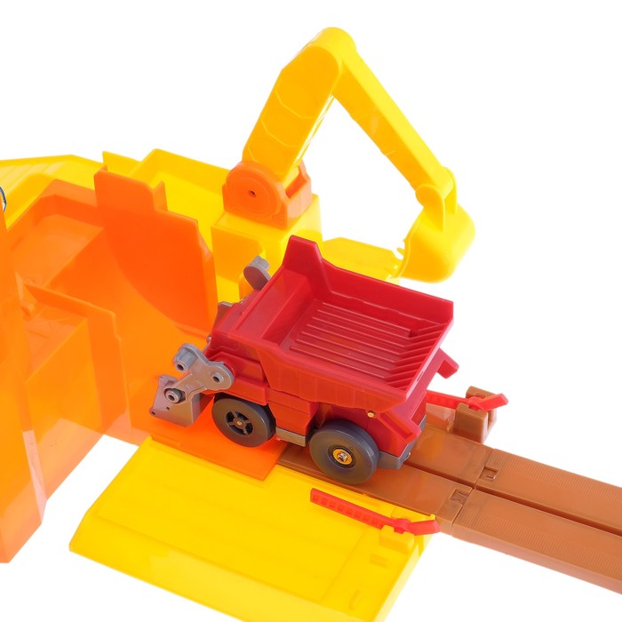 Железная дорога "Стройка", с автоматической погрузкой, работает от батареек