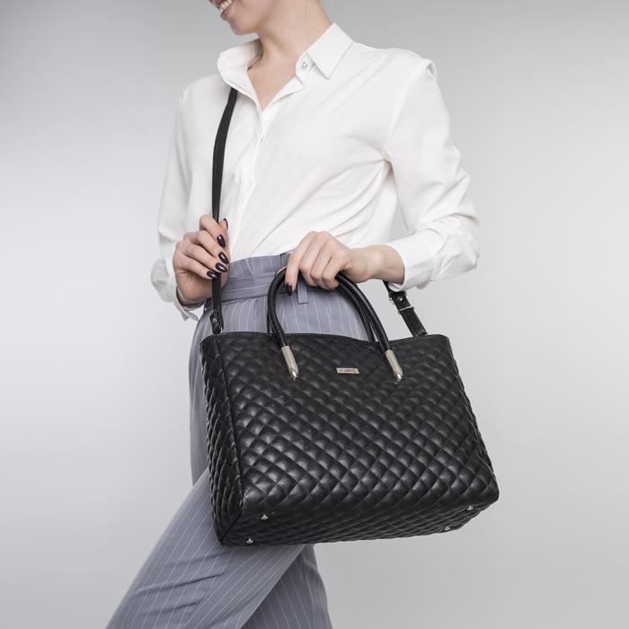 Сумка женская на молнии, 1 отдел, наружный карман, длинный ремень, цвет чёрный